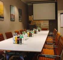 UNGESTÖRT tagen in der KTV - 139,00 EUR Kaltmiete, in Rostock (PLZ: 18057) Hansaviertel