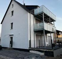 Exklusive 3 Zimmer EG Wohnung mit 32 m2 Terrasse - Altusried