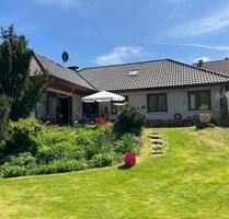 Einfamilienhaus mit großem Bachgrundstück - Edertal