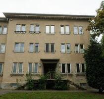 Charmante 1-Zimmer-Wohnung in besonderer Lage direkt am Volkspark - Berlin Charlottenburg-Wilmersdorf