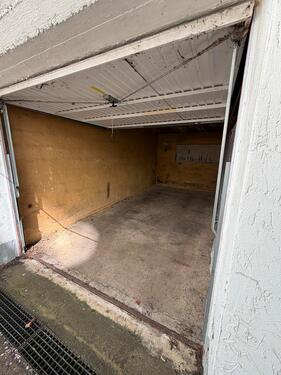 Foto - Garage Wilhelmshöher Allee nahe Bahnhof & Goethepark