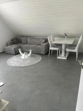 Foto - 2 Zimmer Dachgeschoßwohnung zur Miete in Hockenheim