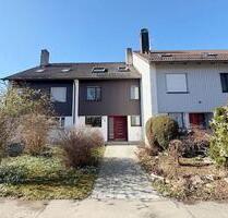 Renoviertes Reihenmittelhaus in ruhiger, zentraler Lage von Siegertsbrunn für die kleine Familie - Höhenkirchen-Siegertsbrunn