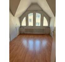 78 m2 Dachgeschoss Wohnung zur selbst Gestaltung - Recklinghausen Grullbad