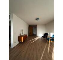 Teilmöblierte 4-Zimmer Wohnung in Köln-Poll, 87qm