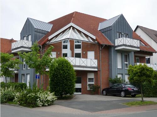 Foto - Provisionsfrei: 3-Zi.-DG-Wohnung mit Balkon, Loggia, Klima, PV