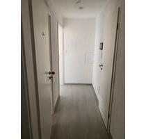 2 Zimmer Dachgeschoss Wohnung Rehnenhof - Täferrot