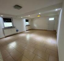 3-4 Zimmer Wohnung UG Wohnung Gepflegt und Hell ! Wetzlar-Hermans