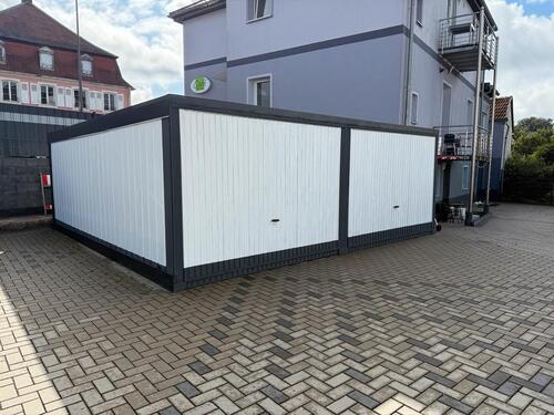 Foto - Doppelgarage hälfte 18 m2 mit Strom, ab 01.01.2026 zu Vermieten.