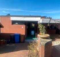 Gut geschnittener Kettenbungalow mit Wintergarten - Kaltenkirchen