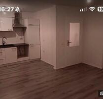 Zwei Zimmer Wohnung 54 m2 für 680 Euro warm - Märkisch Linden