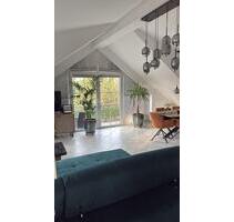 2 Zimmer DG Wohnung ab sofort in Kronberg Oberhöchstadt - Kronberg im Taunus