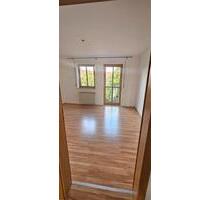 Schöne, helle 3,5 Zimmerwohnung in ruhiger Wohnlage zur Miete. - Nördlingen