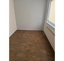 Ein Zimmer zu Untermieten - 600,00&nbsp;EUR Kaltmiete, ca.&nbsp; 93,00&nbsp;m&sup2; in Berlin (PLZ: 13599) Spandau