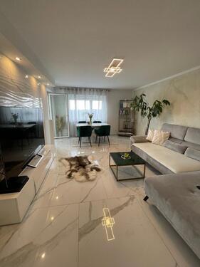 Foto - Helle 3 Zimmer Wohnung mit Balkon & Traum- Panorama in Tailfingen