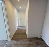 Ruhiges Zuhause im Erdgeschoss mit Charme - Einbauküche möglich - Chemnitz Ebersdorf