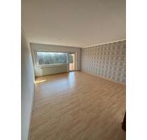 Gut geschnittene 3-Zimmer-Wohnung mit Balkon und Stellplatz im Stadtteil Idar - Idar-Oberstein