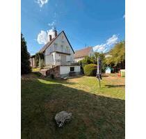 Einfamilienhaus in ruhiger Waldlage, großes Grundstück-Potenzial - Neuhofen