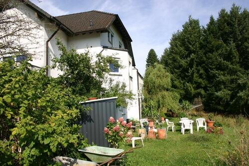 Foto - Einfamilienhaus mit Einliegerwohnung in unverbaubarer Lage