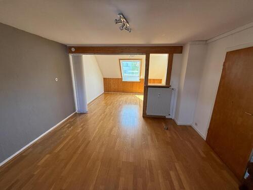 Foto - Dachgeschoßwohnung in Frankfurt am Main zur Miete