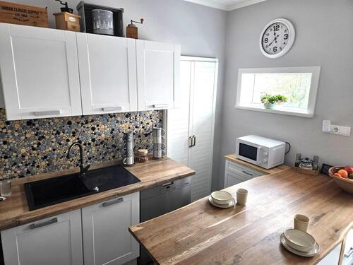 Foto - Moderne Altbauwohnung in zentraler Stadtlage - 4 Zimmer, 1. Etage