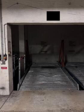 Foto - Tiefgaragen Stellplatz zu vermieten in Zentrum von Garching