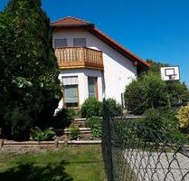 Gepflegtes Einfamilienhaus mit Garage, Garten und viel Platz - Wilsdruff