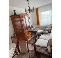3 Zimmer Wohnung-Balkon-Whirrpoolbadewanne-Stellplatz-Möbiliert - Laatzen