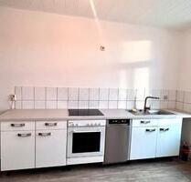 Frisch renovierte 3-Raum Wohnung mit Einbauküche - Zeitz