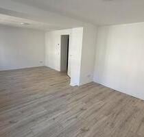 Wohnung in Remscheid-Lennep - 1.097,00&nbsp;EUR Kaltmiete, ca.&nbsp; 130,00&nbsp;m&sup2; in Remscheid (PLZ: 42897) Gemarkung Bergisch Born