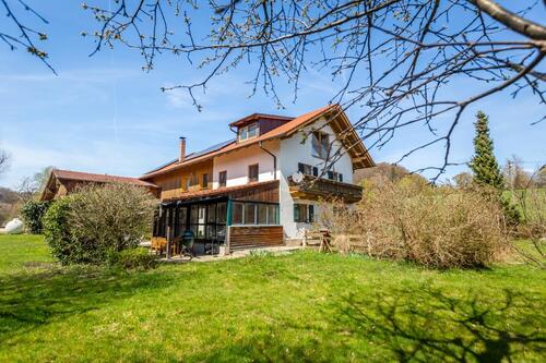 Foto - 10 Zimmer Bauernhaus, Landhaus zum Kaufen in Tann