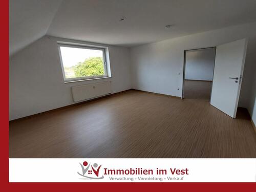 Foto - ***Wohnung mit Aussicht*** Etagenwohnung mit Aufzug in zentraler Lage