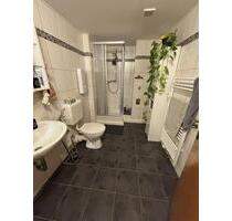 Schöne 3-Zimmer-Dachgeschosswohnung – 68 m² – ab 01.04. frei Neckarstraße 8, 42117 Wuppertal