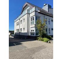 Altengerechte, barrierefreie 2 Zimmer Wohnung incl EBK und Garage - Neukirchen-Vluyn