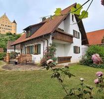 Charmantes Einfamilienhaus mit romantischem Garten - Balzheim