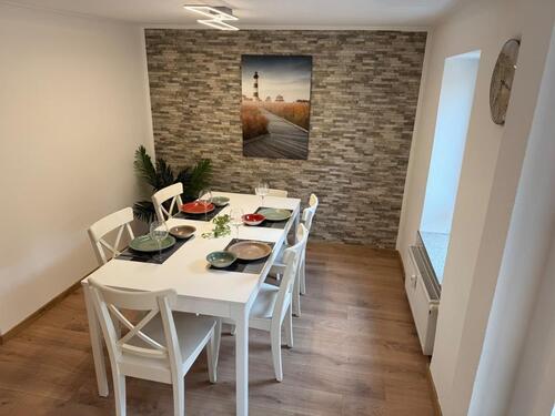 Foto - Voll möblierte 4,5-Zimmer-Whg. in zentraler Lage von RottenburgN