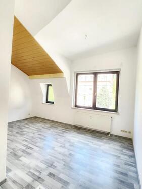 Foto - 4 Zimmer Dachgeschoßwohnung zur Miete in Reichenbach im Vogtland