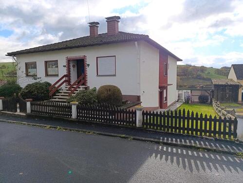 Foto - Haus in Sinntal Neuengronau - 200.000,00&nbsp;EUR Kaufpreis, ca.&nbsp; 182,00&nbsp;m&sup2;