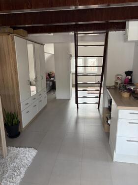 Foto - 1,5-Zimmer Dachgeschosswohnung mit Blick auf die Weinberge