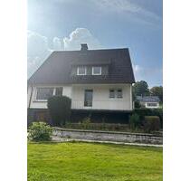 Großzügiges Zweifamilienhaus mit Garten Sundern Stadtnah - Sundern (Sauerland)
