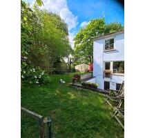 Idyllisches Endreihenhaus, courtagefrei, 95 qm Wohn-, Nutzfläche - Hamburg Harburg