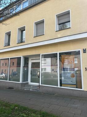 Foto - Bürofläche Laden( FußpflegeNagelpflegeKosmetikBlumenladen)