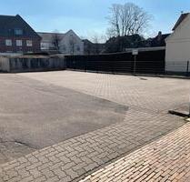 Stellplatz Parkplatz Außenstellplatz - Neumünster