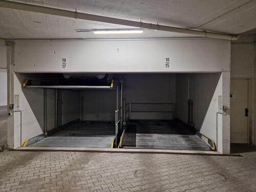 Foto - Tiefgaragenstellplatz zu vermieten – Nähe Bahnhof Leinfelden