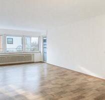 Helle 3-Zimmer-Wohnung mit West Loggia in gepflegtem Mehrfamilienhaus - Bergisch Gladbach Gronau