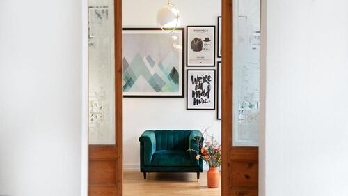 Foto - Schreibtischplatz in kreativem Altbau-Büro direkt am Carlsplatz