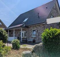 Schönes Einfamilienhaus vollunterkellert in Harsefeld von Privat