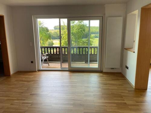 Foto - Großzügige 4-Zimmer-Wohnung mit Balkon in Hettstadt