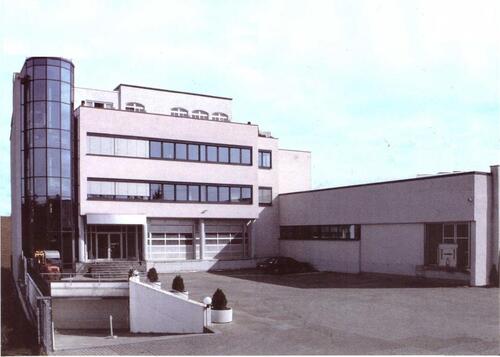 Foto - Büro mit Teeküche WC auf Wunsch Lager Archiv KFZ Stellplatz