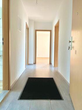 Foto - Geräumige 3-Raum-Wohnung mit herrlicher Aussicht